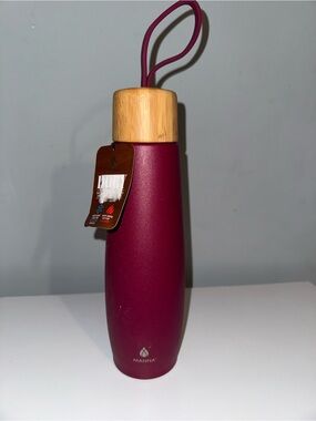 Anna Maroon Insulated Bottle with Bamboo Lid
